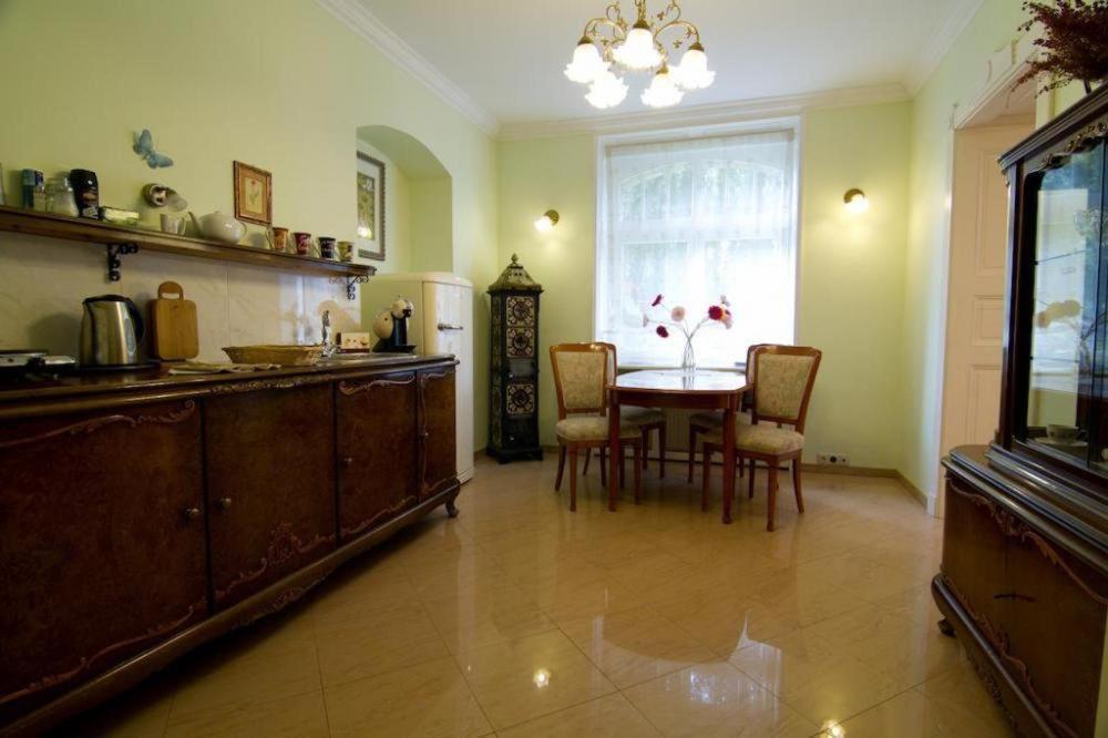 Apartmany Vila Liberty KLV Exterior foto