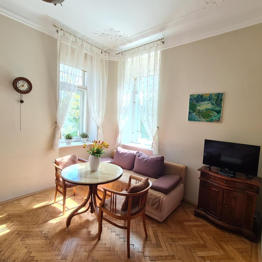 Apartmany Vila Liberty KLV Exterior foto